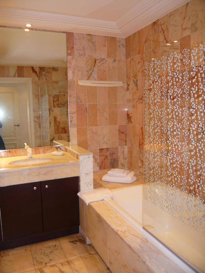 Appartement Relais De La Reine Cannes Croisette Esterno foto